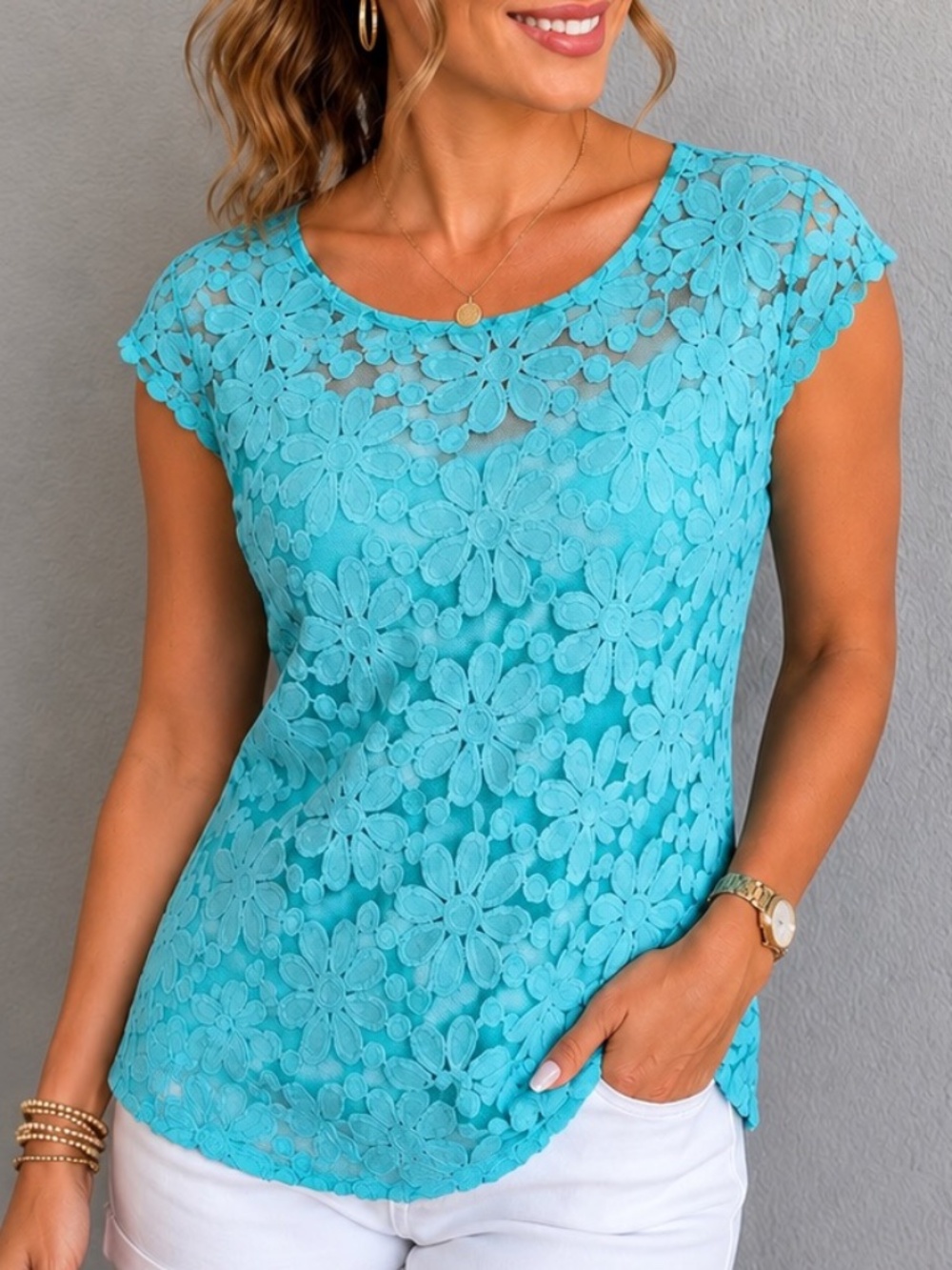 INC Aqua blue floral daisy top Size Large